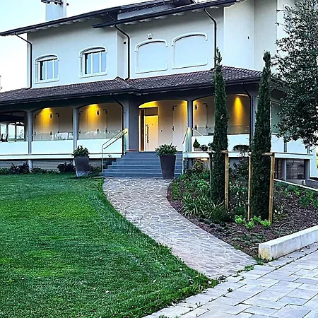 Casalo' Igea Apartment *